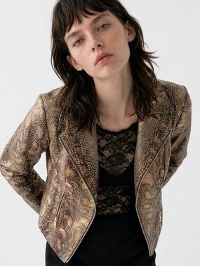 Melanie Lyne Faux Snakeskin Jacket , perfect for dressing up any outfit– Size 4